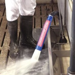 Meier Brakenberg Trogreiniger Speedy -Easyfix Winkel Application20shot3 N0050BBMM02 X X 0809102 750x750 1559633189797