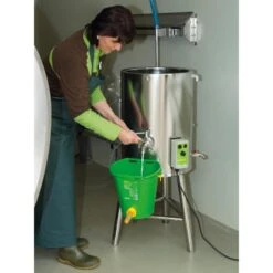 Melkverwarmer MilkPot 50 L -Easyfix Winkel Application20shot5 N0050BBMM02 X X 1502388 750x750 1559633189797